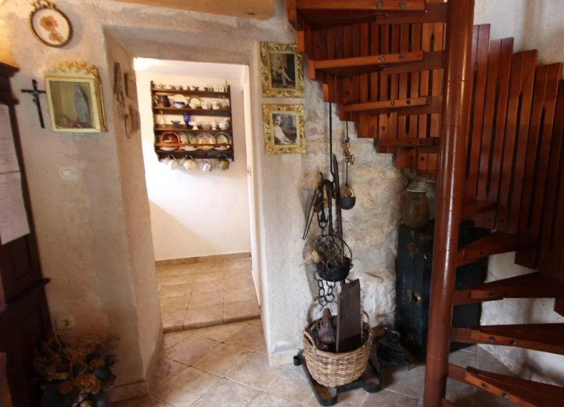 Apartmani Puric Malinska 0*,  Croatia